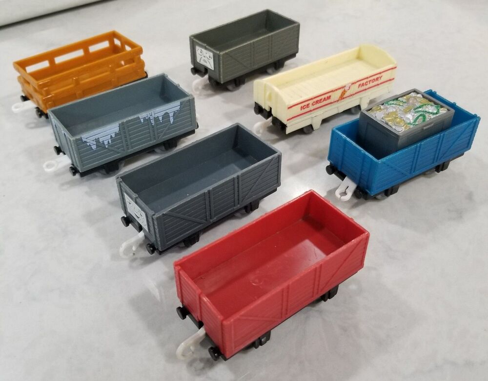Lot of 7 Thomas & Friends Toy Train Rolling Stock - Wagons & Freight Cars